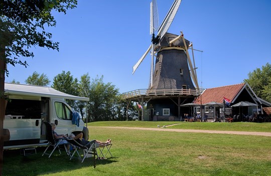 Camperplaats- Museum Korenmolen De Hoop